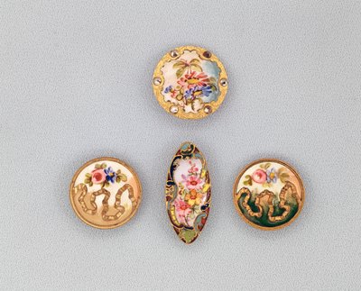 Buttons by English School